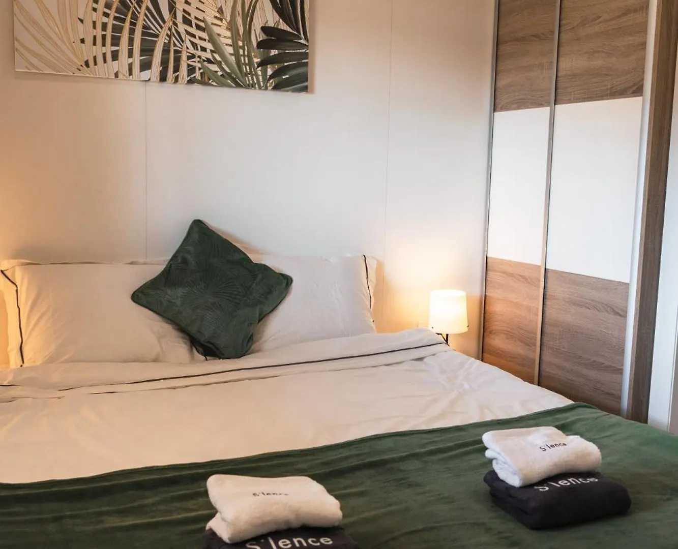 Mobile Home Silence 0*, Biograd Na Moru